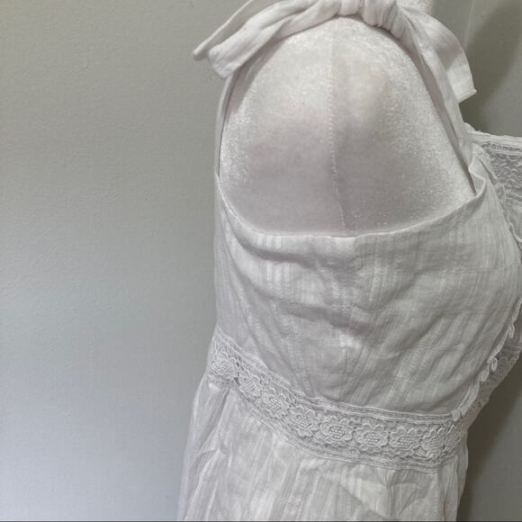 cupcakes & cashmere White Lacey Sundress NWT New size 2 - Picture 5 of 10